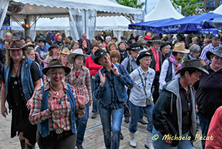 Line Dance auf der Kieler Woche 2014