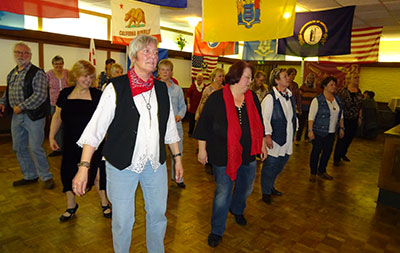 Stimmungsvoll ins neue Line Dance Jahr 2016