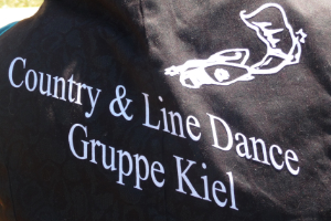 Neu: Line Dance für Anfänger - Line Dance Beginner Kurs.