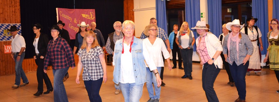 Gruppemfoto vom 12. Line Dance-Oktoberfest