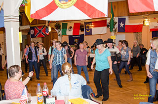 6. Line-Dance-Oktoberfest